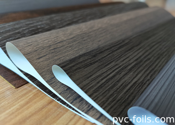 أوراق PVC الزخرفية ذاتية الالتصاق من الحبوب الخشبية لتغطية الأثاث